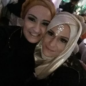 Meet your Posher, Siham